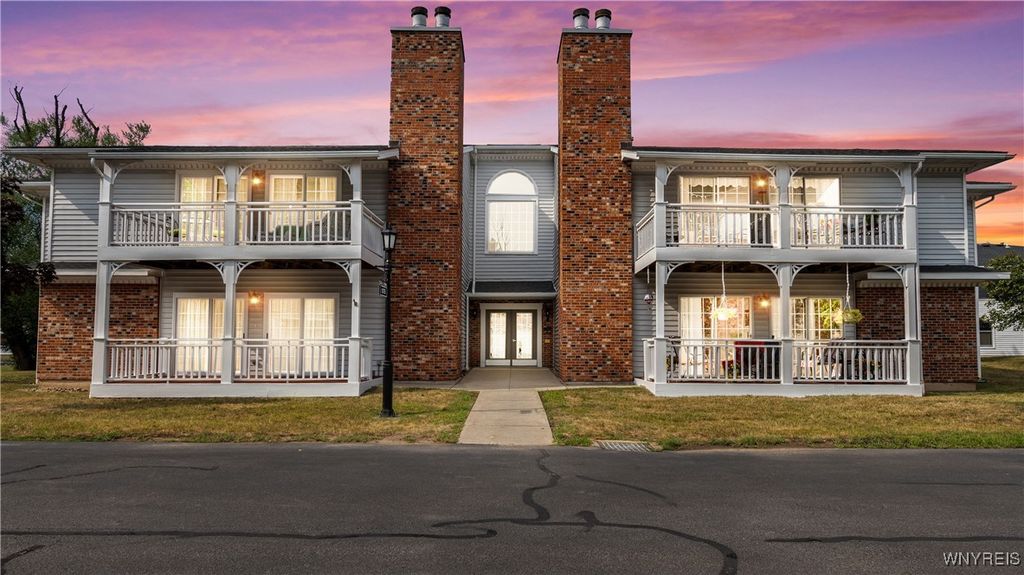 1175 Youngs Road E, Amherst, NY 14221