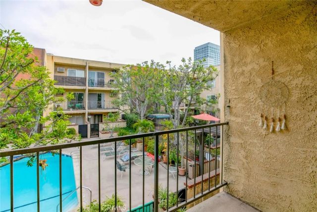 365 Burchett Street 217, Glendale, CA 91203