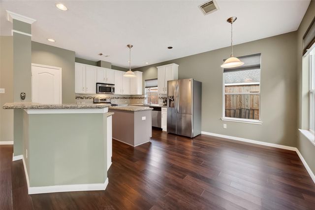 31022 Kingsway Park Lane, Spring, TX 77386