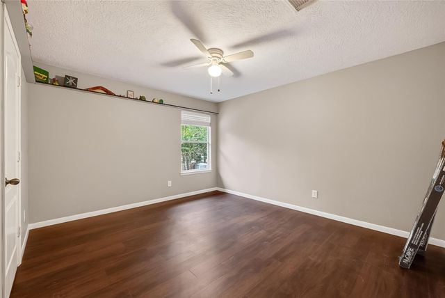 31022 Kingsway Park Lane, Spring, TX 77386