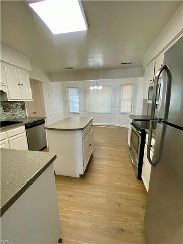 1005 Sullins CT, Virginia Beach, VA 23455