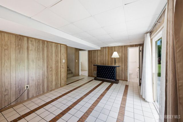 23 Spear Street, Piscataway, NJ 08854