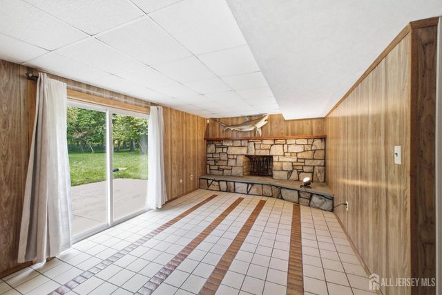 23 Spear Street, Piscataway, NJ 08854