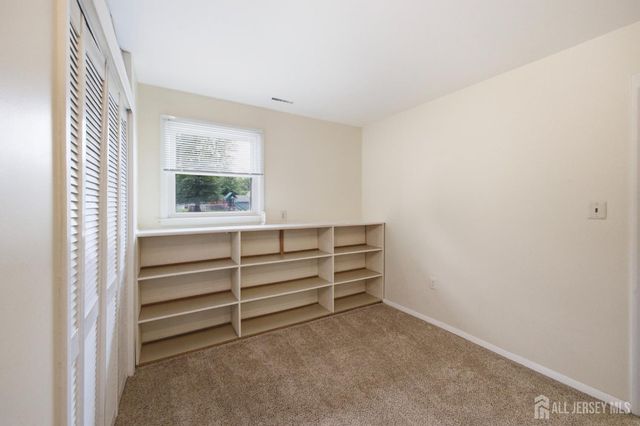 23 Spear Street, Piscataway, NJ 08854