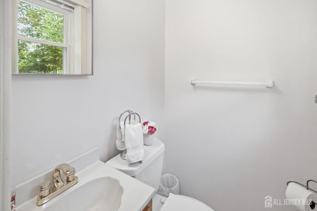 23 Spear Street, Piscataway, NJ 08854