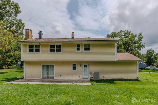 23 Spear Street, Piscataway, NJ 08854