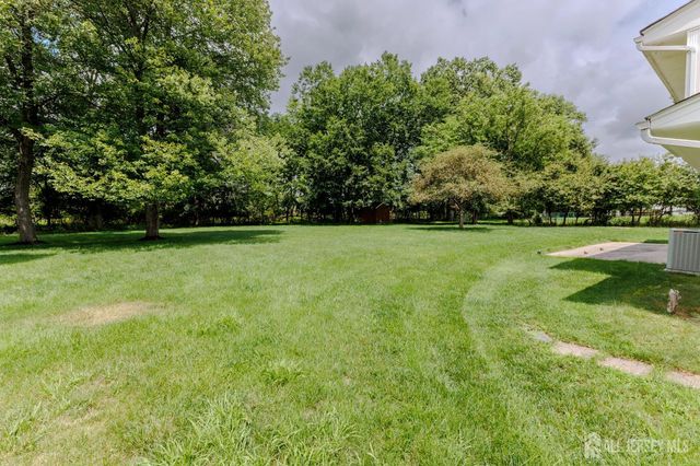 23 Spear Street, Piscataway, NJ 08854