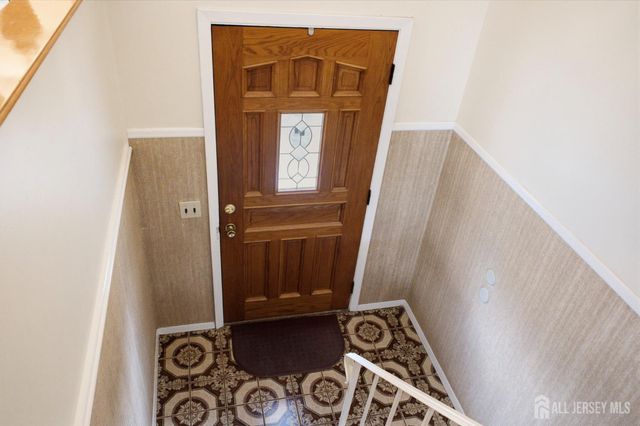 23 Spear Street, Piscataway, NJ 08854
