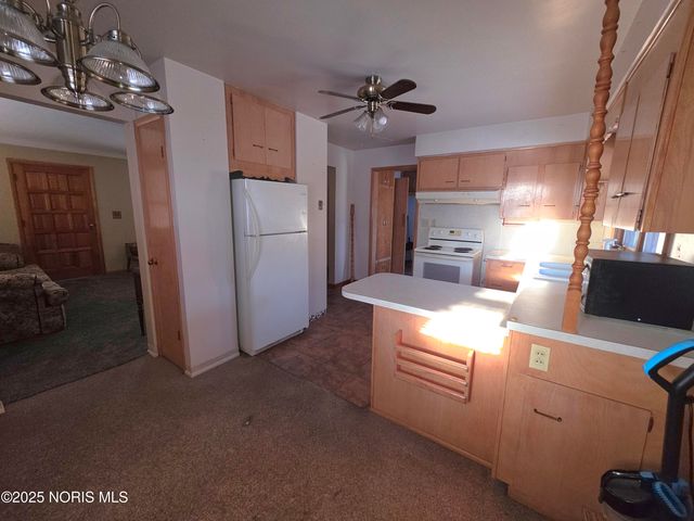 13 E Liberty Street, Leipsic, OH 45856