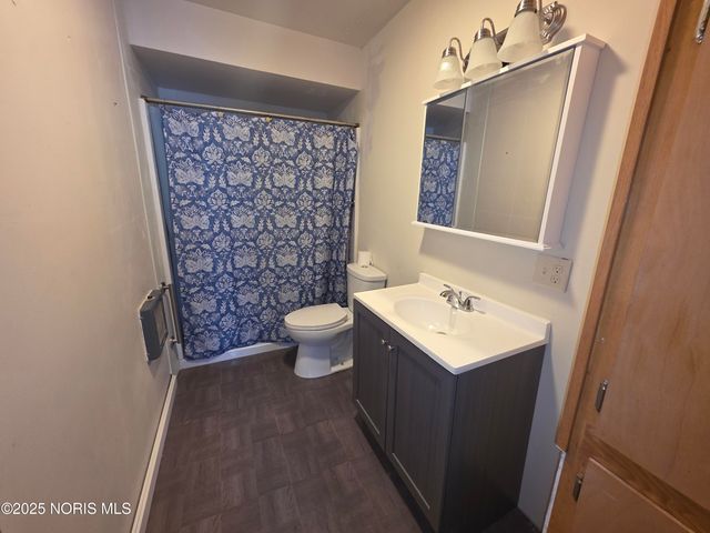 13 E Liberty Street, Leipsic, OH 45856