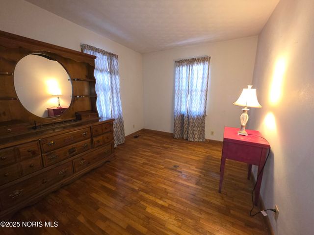 13 E Liberty Street, Leipsic, OH 45856