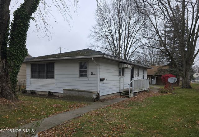 13 E Liberty Street, Leipsic, OH 45856