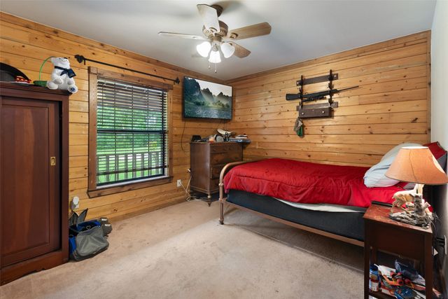 1517 County Road Sw 3170, Winnsboro, TX 75494