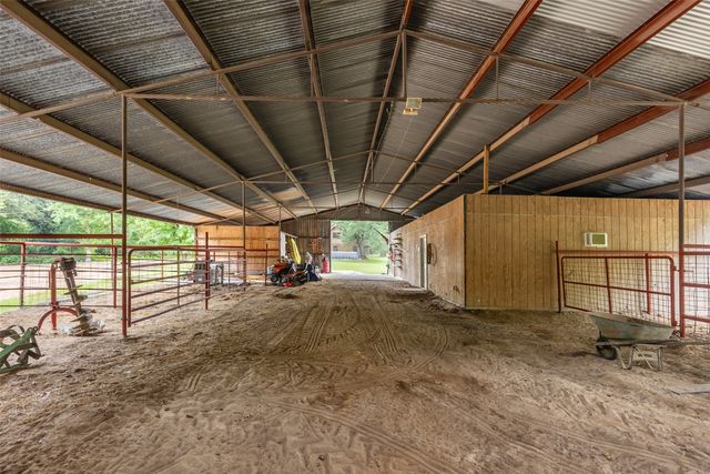 1517 County Road Sw 3170, Winnsboro, TX 75494