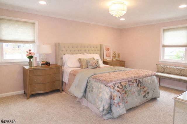 8 Alcott Dr, Livingston Twp., NJ 07039