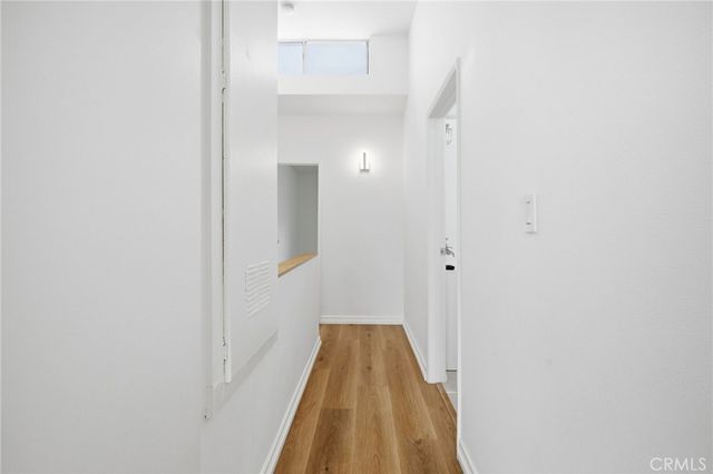 4018 Redwood Avenue Unit B, Los Angeles, CA 90066
