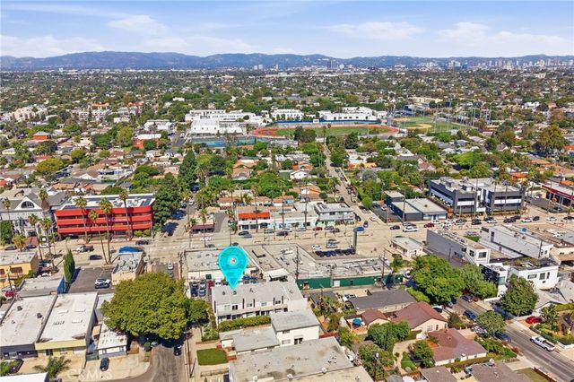 4018 Redwood Avenue Unit B, Los Angeles, CA 90066