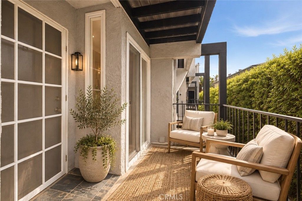4018 Redwood Avenue B, Los Angeles, CA 90066 — photo 5