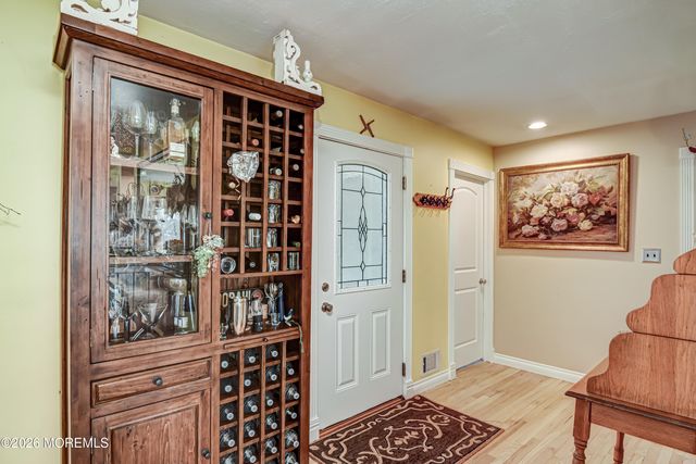 21 La Valley Drive, Manalapan, NJ 07726