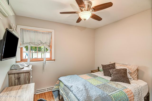 21 La Valley Drive, Manalapan, NJ 07726
