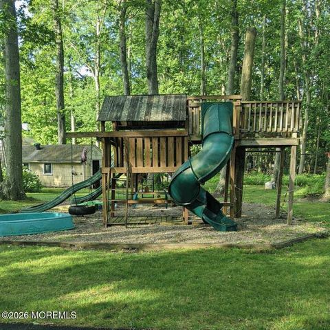 21 La Valley Drive, Manalapan, NJ 07726