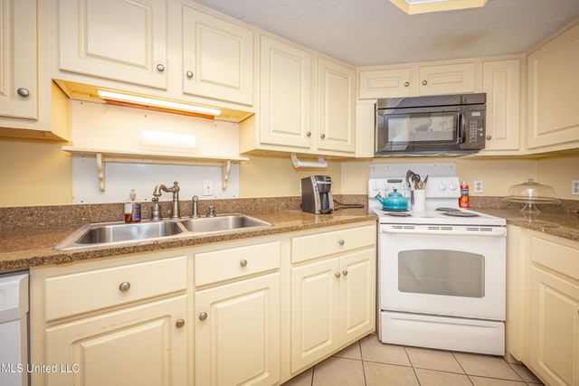 1916 2nd Street, 2, Gulfport, MS 39501