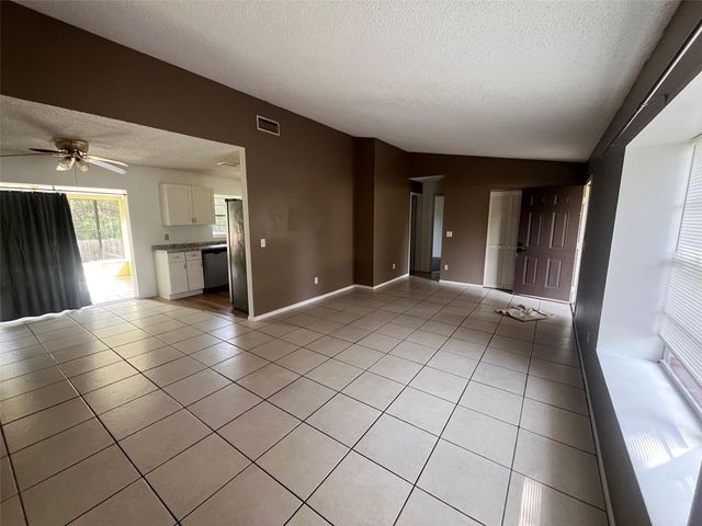 214 BLUEFIELD AVENUE, Deltona, FL 32738