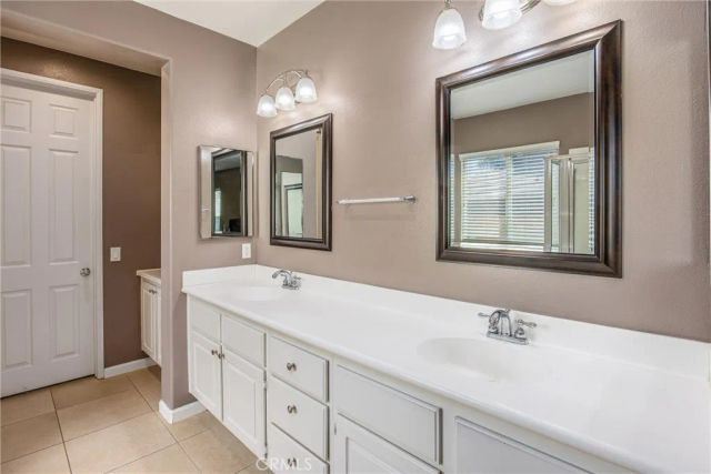 2944 Coffeeberry Way, San Jacinto, CA 92582