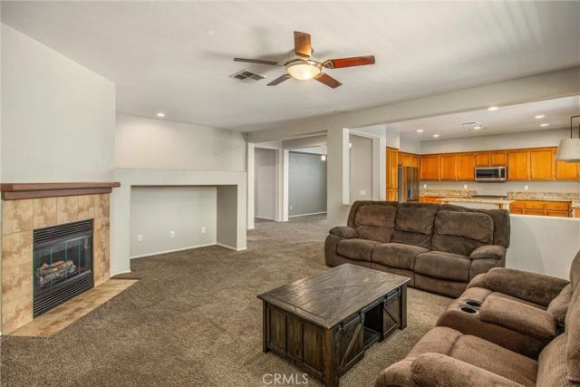 2944 Coffeeberry Way, San Jacinto, CA 92582