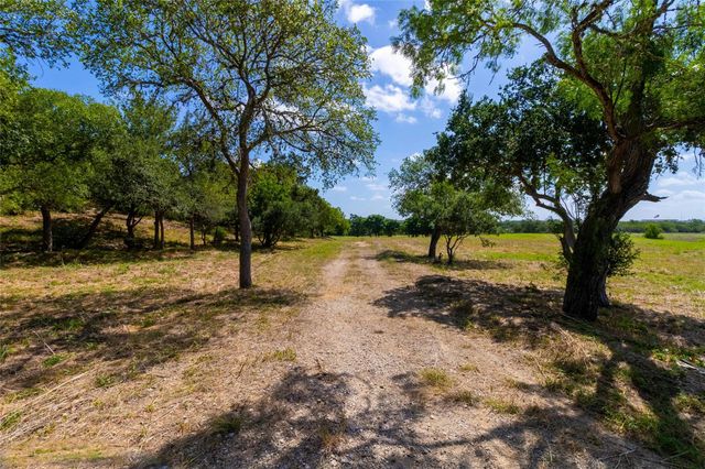 420 Blanco River Ranch RD, San Marcos, TX 78666