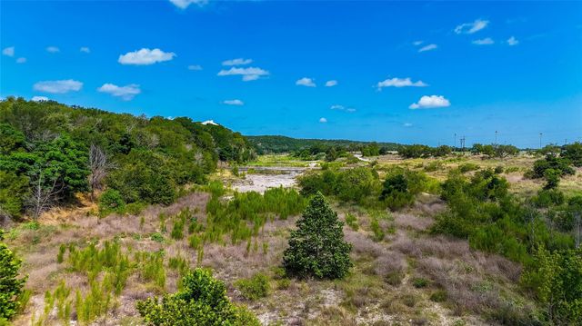 420 Blanco River Ranch RD, San Marcos, TX 78666