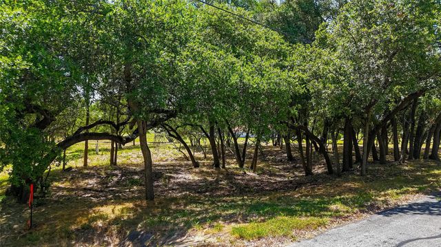 420 Blanco River Ranch RD, San Marcos, TX 78666