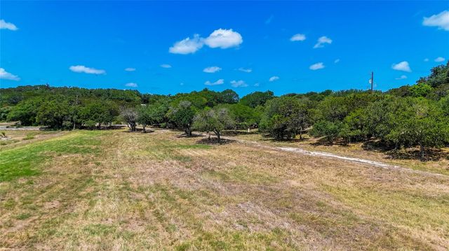 420 Blanco River Ranch RD, San Marcos, TX 78666