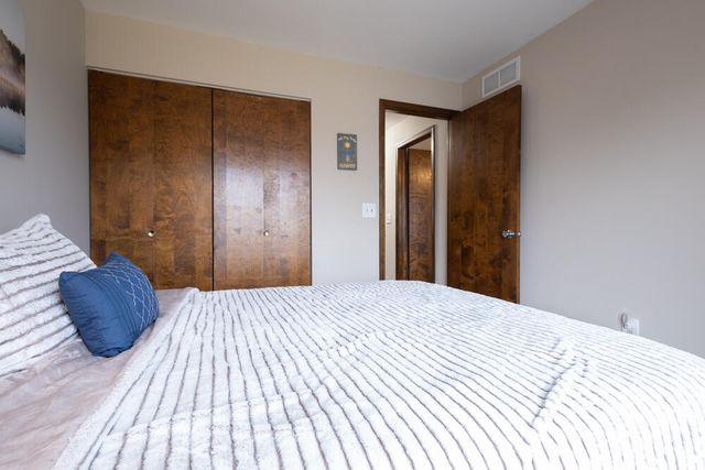 5070 Sandy Beach C, Crown Point, IN 46307