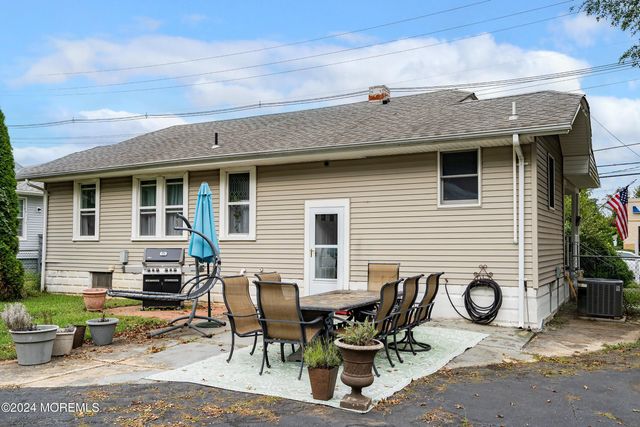 720 Park Avenue, Freehold, NJ 07728
