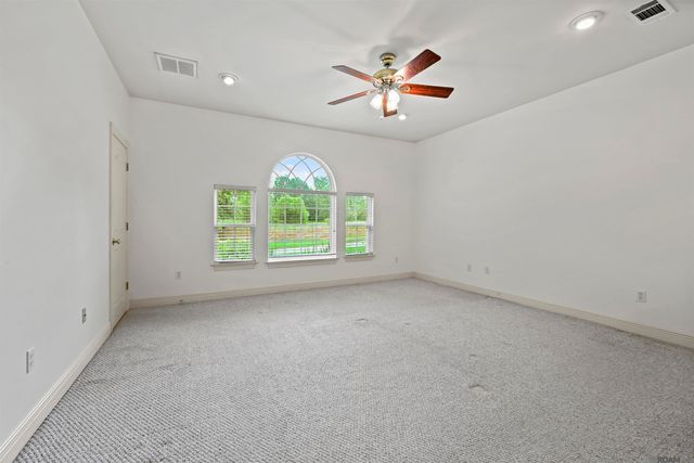 2907 La Hwy 966, St Francisville, LA 70775
