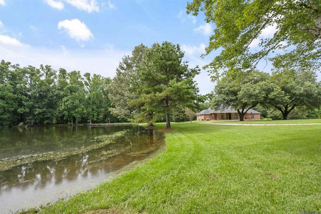 2907 La Hwy 966, St Francisville, LA 70775