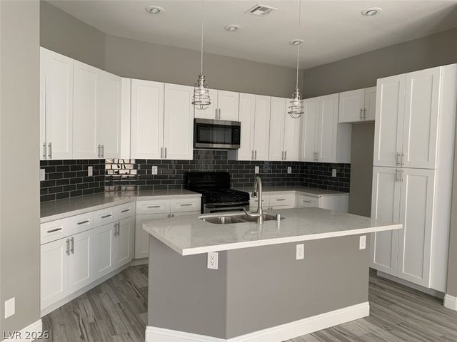 7936 NOOKFIELD Drive, Las Vegas, NV 89147