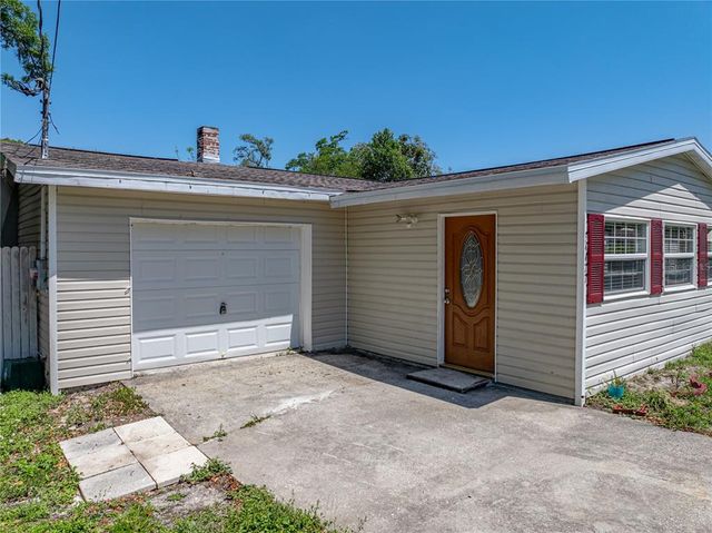 34477 POINSETTIA PLACE, Dade City, FL 33523