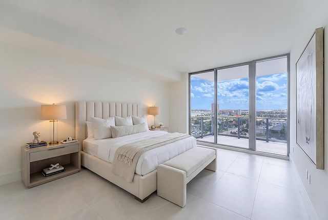 220 Lake Shore Drive 1011, Lake Park, FL 33403