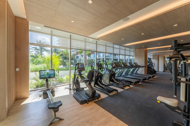 220 Lake Shore Drive 1011, Lake Park, FL 33403