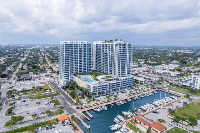 220 Lake Shore Drive 1011, Lake Park, FL 33403