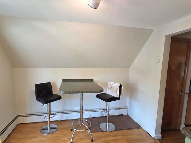6159 N Meade Avenue, Chicago, IL 60646
