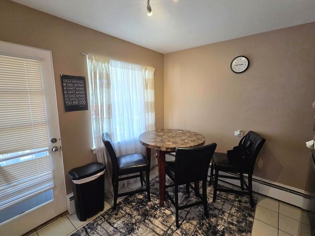6159 N Meade Avenue, Chicago, IL 60646