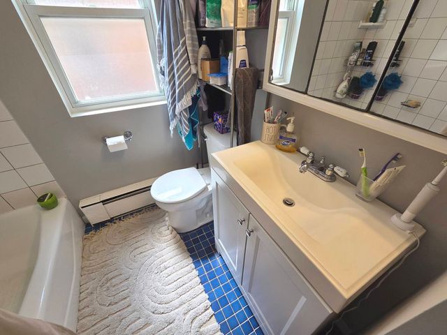 6159 N Meade Avenue, Chicago, IL 60646