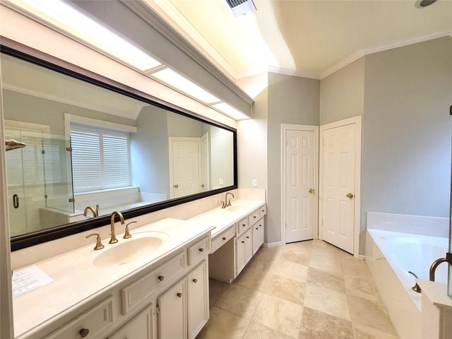 2214 Old South Drive, Richmond, TX 77406