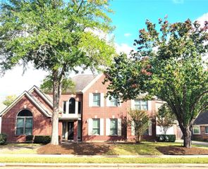 2214 Old South Drive, Richmond, TX 77406