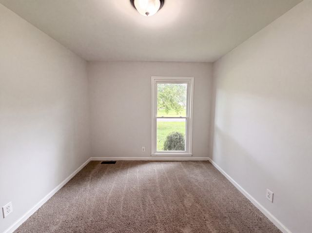 330 Harold Dr, Clarksville, TN 37040