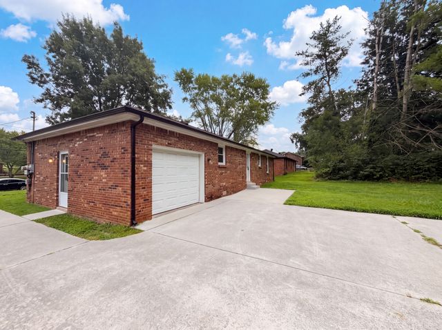 330 Harold Dr, Clarksville, TN 37040