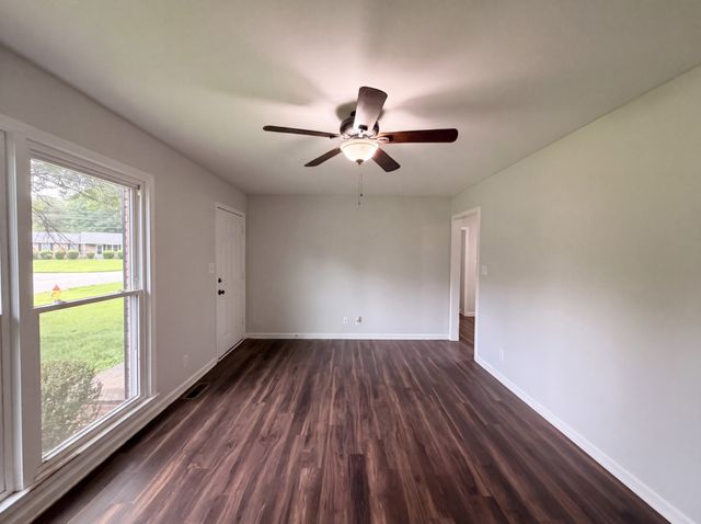 330 Harold Dr, Clarksville, TN 37040